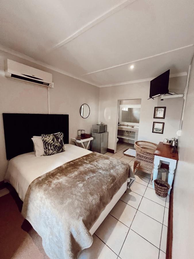 Coco Lodge Mthatha Exterior foto